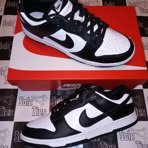 🚫SOLD🚫Nike Dunk Low Retro Panda